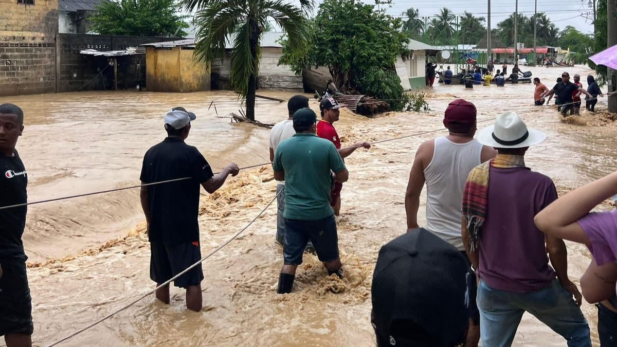 Casi 15.000 permanecen aislados. estudiantes en el campo

 – Primer plano