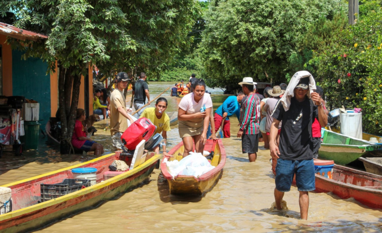 ¿Cuál es la razón del enero más lluvioso en décadas en Colombia? Un experto de Ideam lo explica

 – Primer plano