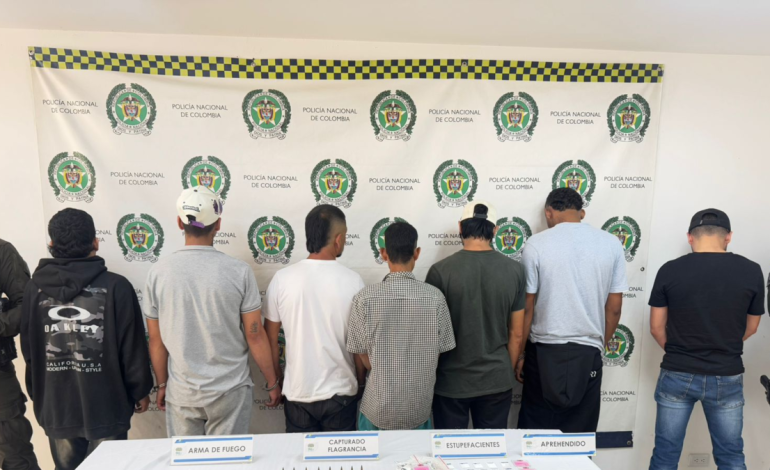 Han sido asesinados seis presuntos miembros del brazo armado de «Los Flacos», que mantienen un violento conflicto con la Nueva Generación en el norte del Valle.

 – Primer plano