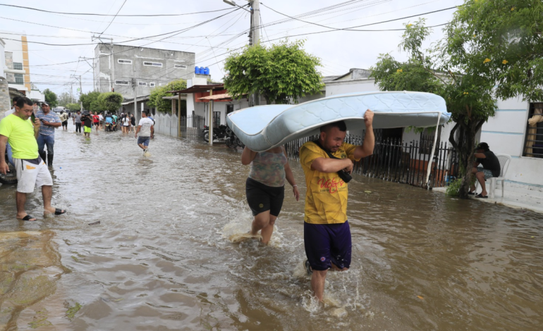 Córdoba suspende el calendario escolar en 27 municipios paralizados por la ola de cambio climático

 – Primer plano