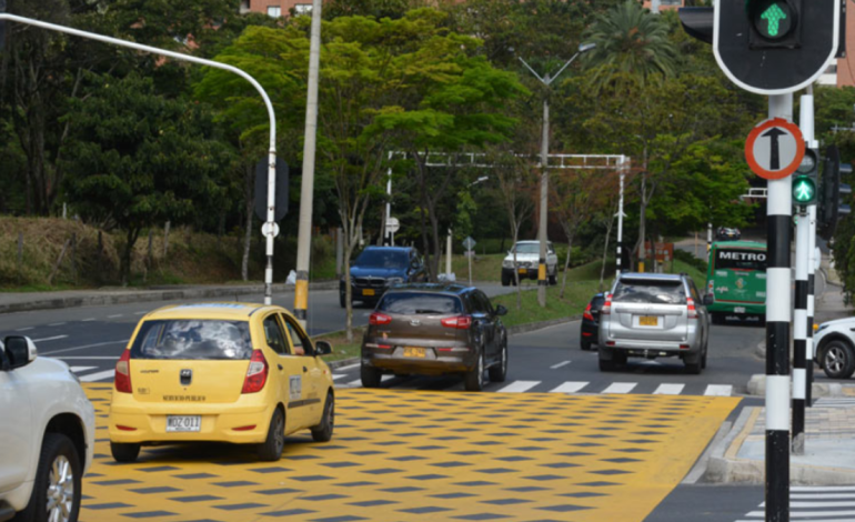 hasta 153 horas al año perdidas en atascos

 – Primer plano