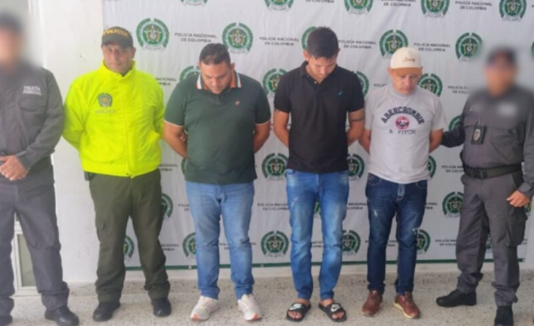 Crearon estacionamientos para estacionar autos

 – Primer plano