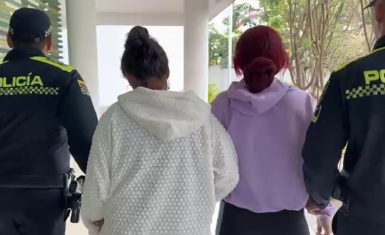 Dos mujeres en Bucaramanga son acusadas de asesinar a un presunto autor de violencia contra un menor: policía investiga el caso

 – Primer plano