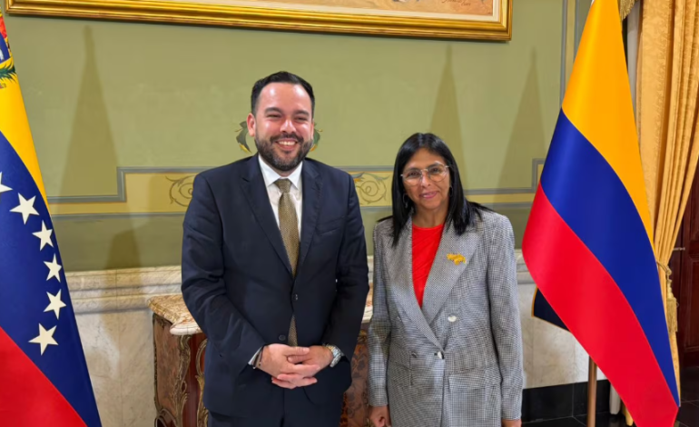 Petro mueve fichas en energía: ministra se reúne con Delcy Rodríguez en Caracas

 – Primer plano