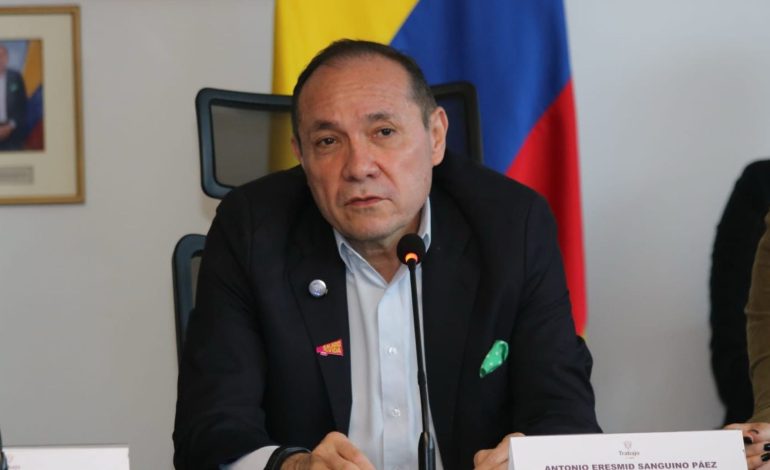 El gobierno insiste en aumentar el salario mínimo un 23%

 – Primer plano