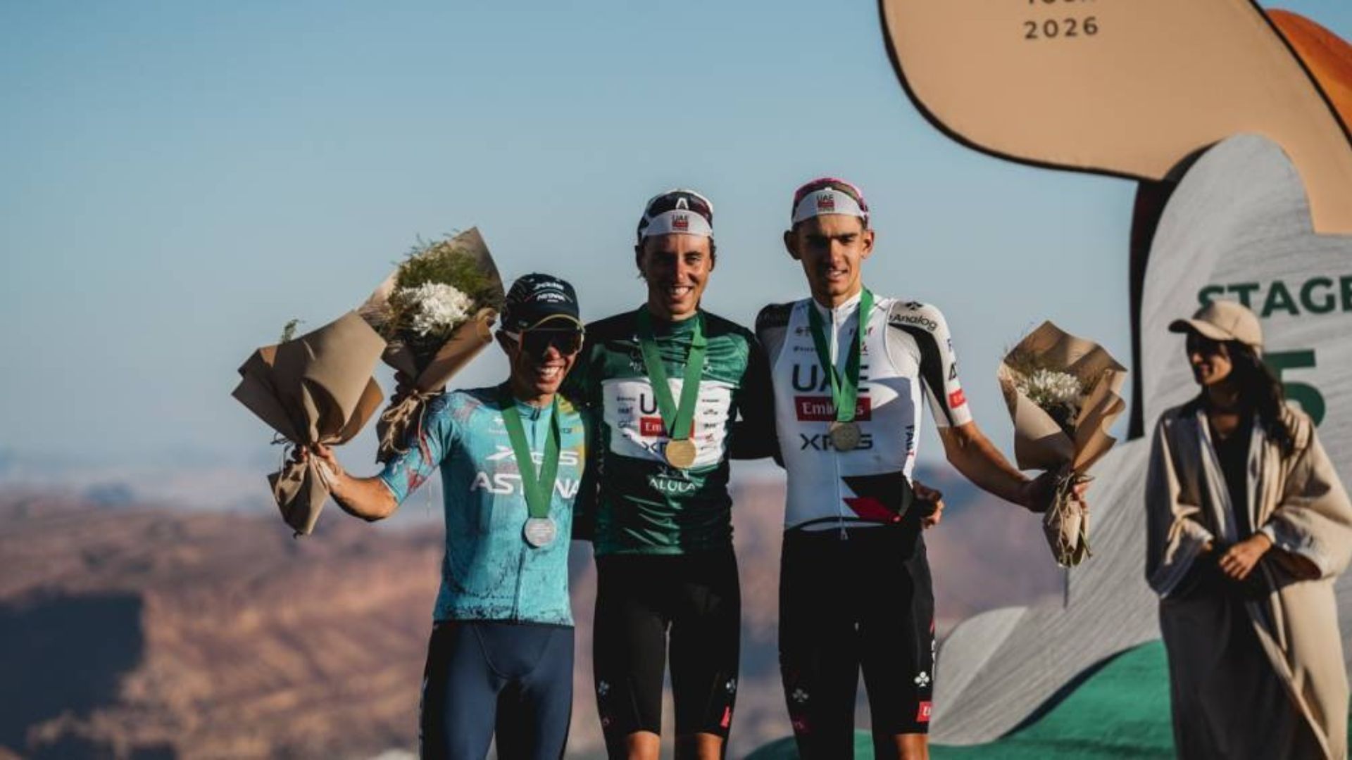 Sergio Higuita obtuvo segundo lugar en la Vuelta Ciclista AlUla

 – Primer plano