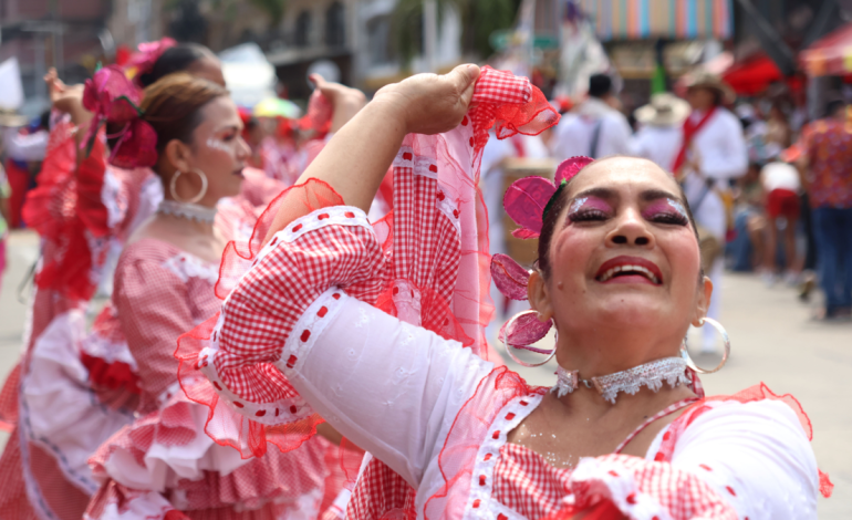 El evento atrajo a más de seis millones de participantes y se donaron 840.000 millones de dólares durante los cuatro días de celebración

 – Primer plano