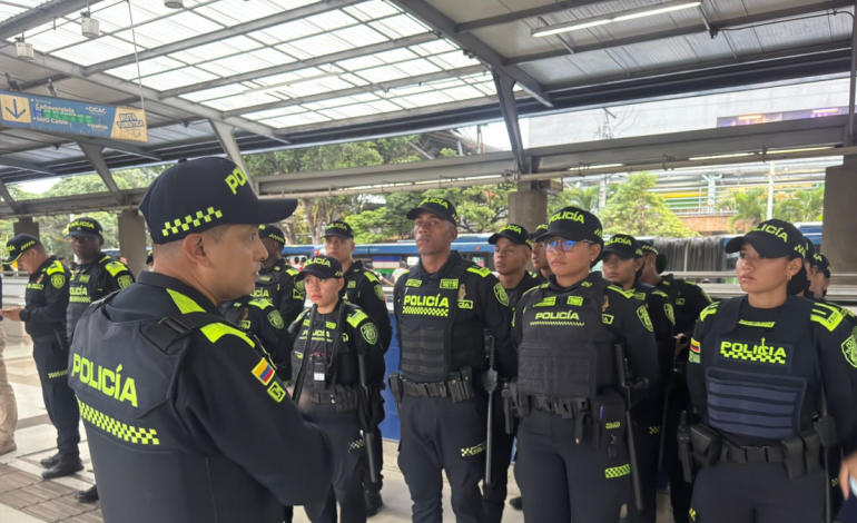 Este plan está siendo implementado masivamente por la Policía y la Oficina del Mariscal.

 – Primer plano