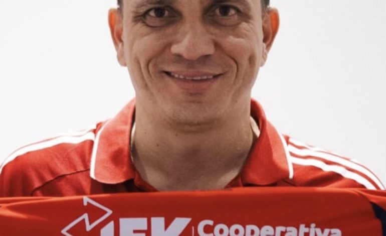 Alejandro Restrepo y su futuro con el DIM

 – Primer plano