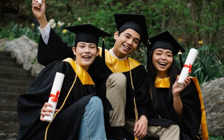 La IA se ha consolidado en los MBA online: el 82% de las instituciones ya la están integrando en sus programas

 – Primer plano