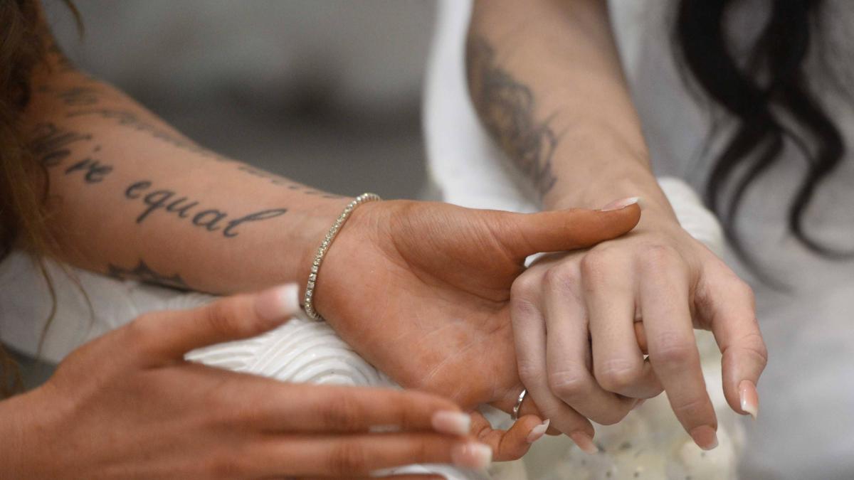 Sancionan a juez que rechazó el matrimonio igualitario en Cartagena

 – Primer plano