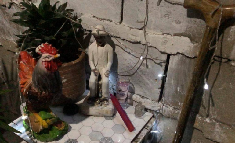 sieć oszukańcza za pomocą rytuałów i fałszywych procedur upadła z milionami w gotówce i dziesiątkami dowodów w trzech gminach Tolimy
 – Primer plano