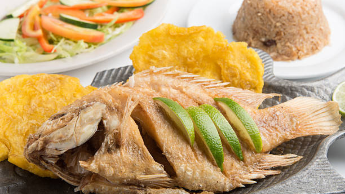 Una veintena de restaurantes ofrecen recetas creativas y exquisitas con mojarra tradicional.

 – Primer plano