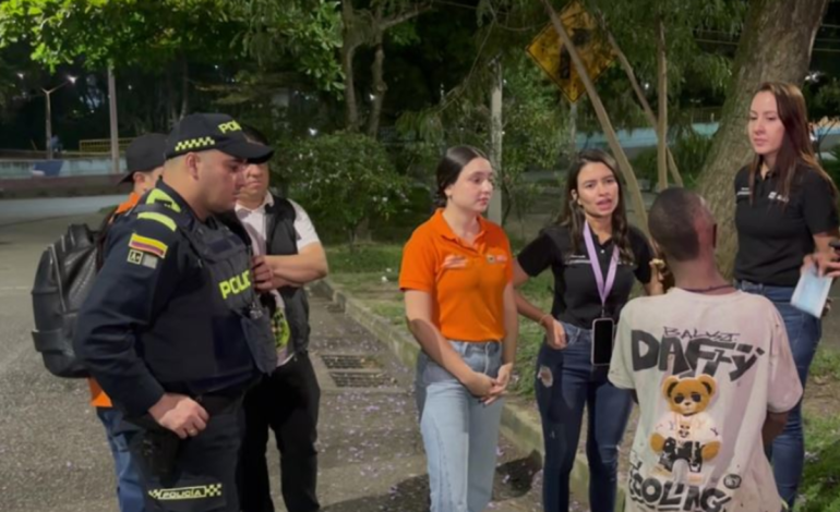 Alcaldía Bello de Antioquia realiza operativo nocturno con vecinos de calle de Cabañas para mejorar el adecuado manejo de residuos

 – Primer plano