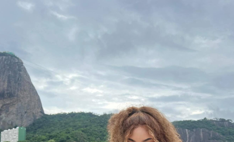 documentó en línea su complejo estado de salud

 – Primer plano