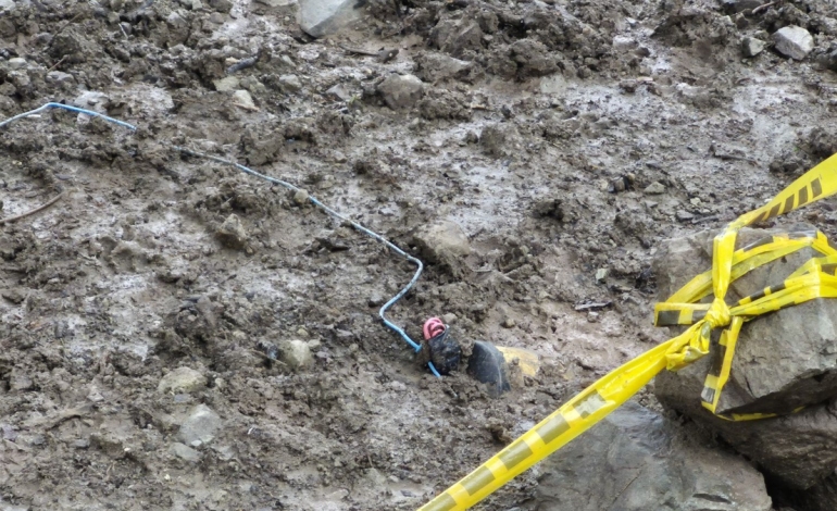 la clave fue un cable azul encontrado por la comunidad

 – Primer plano