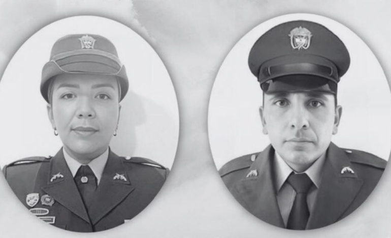 Dos policías fueron asesinados en la vía entre Girardot y Nariño en Cundinamarca mientras realizaban una inspección: agentes habrían encontrado oro

 – Primer plano