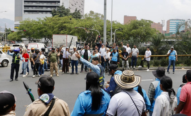 Federico Gutiérrez y Andrés Julián Rendón condenan

 – Primer plano