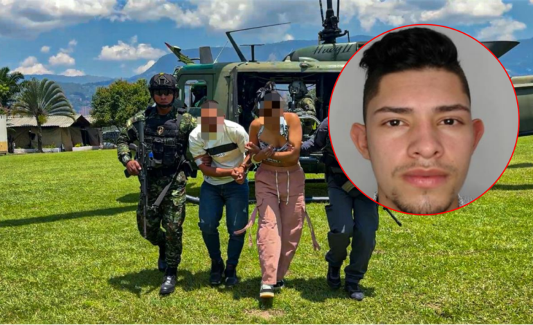 El ejército confirmó la captura de la novia y guardaespaldas del líder del frente disidente 36 en Antioquia

 – Primer plano