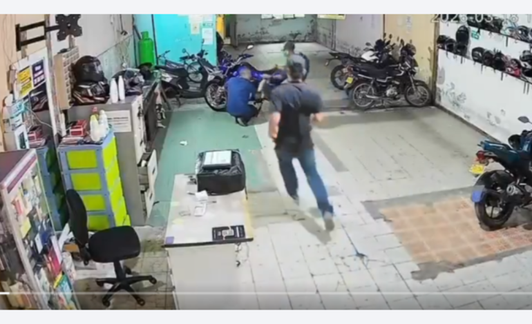 Una comunidad pretendía linchar a un presunto ladrón, y en otro caso vecinos impidieron que un hombre robara una iguana en el sur de Cali

 – Primer plano