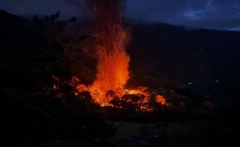 estaba ubicado en la parte noroeste de la región

 – Primer plano