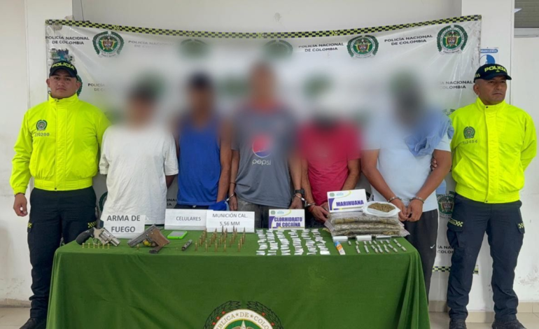 Narcotraficante y asesino que fue a España para aprender a fabricar drogas tusi y venderlas en las Cataratas del Valle, usando etiquetas con la cara de Pablo Escobar.

 – Primer plano