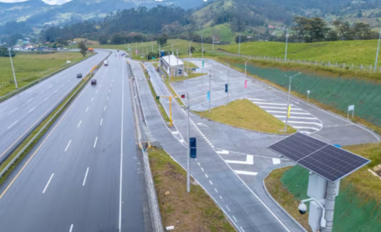 Se reporta congestión vehicular en la vía Bogotá-Girardot por dos accidentes viales

 – Primer plano