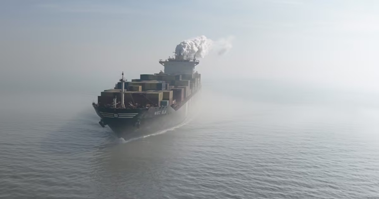 Barcos chinos cruzan con éxito el Estrecho de Ormuz tras días de incertidumbre

 – Primer plano