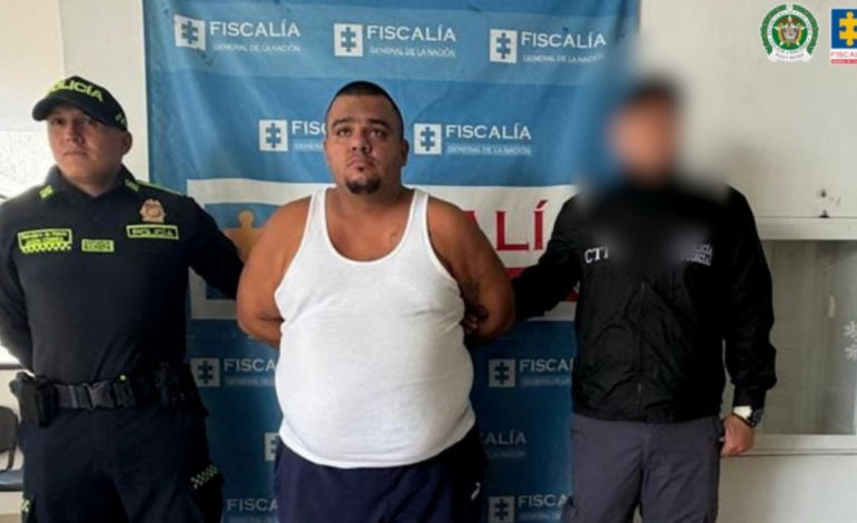 El procesamiento de Cristian Muñoz alias El Buda por el crimen de Gilberto Calao, director D

 – Primer plano