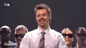 Harry Styles y su impresionante presentación en el Britz

 – Primer plano
