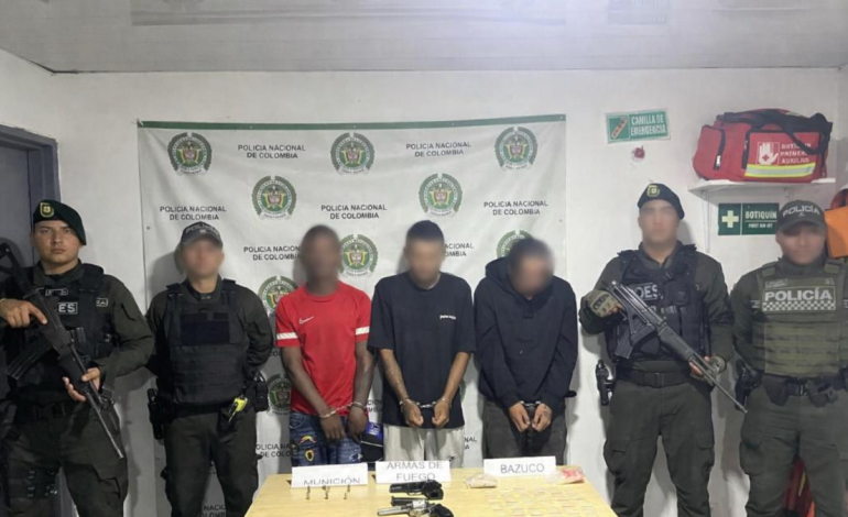La acusan de secuestro, asesinato y amenazas con granadas

 – Primer plano