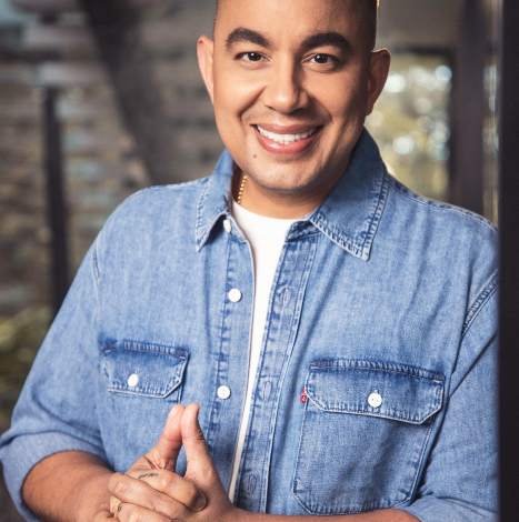 Felipe Peláez estrena “Dominiqueando Mix” junto a Eddy Herrera y Sergio Vargas.

 – Primer plano