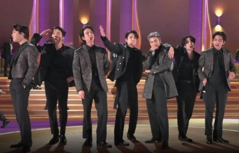 BTS regresa con fuerza: así fue su esperado concierto en Seúl

 – Primer plano