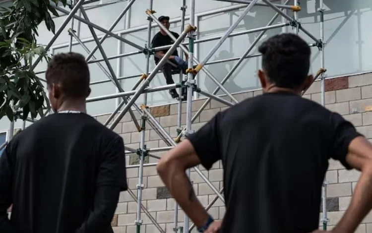 Petro envía a sus ministros a Caracas tras el inesperado aplazamiento de la reunión con Delcy Rodríguez

 – Primer plano