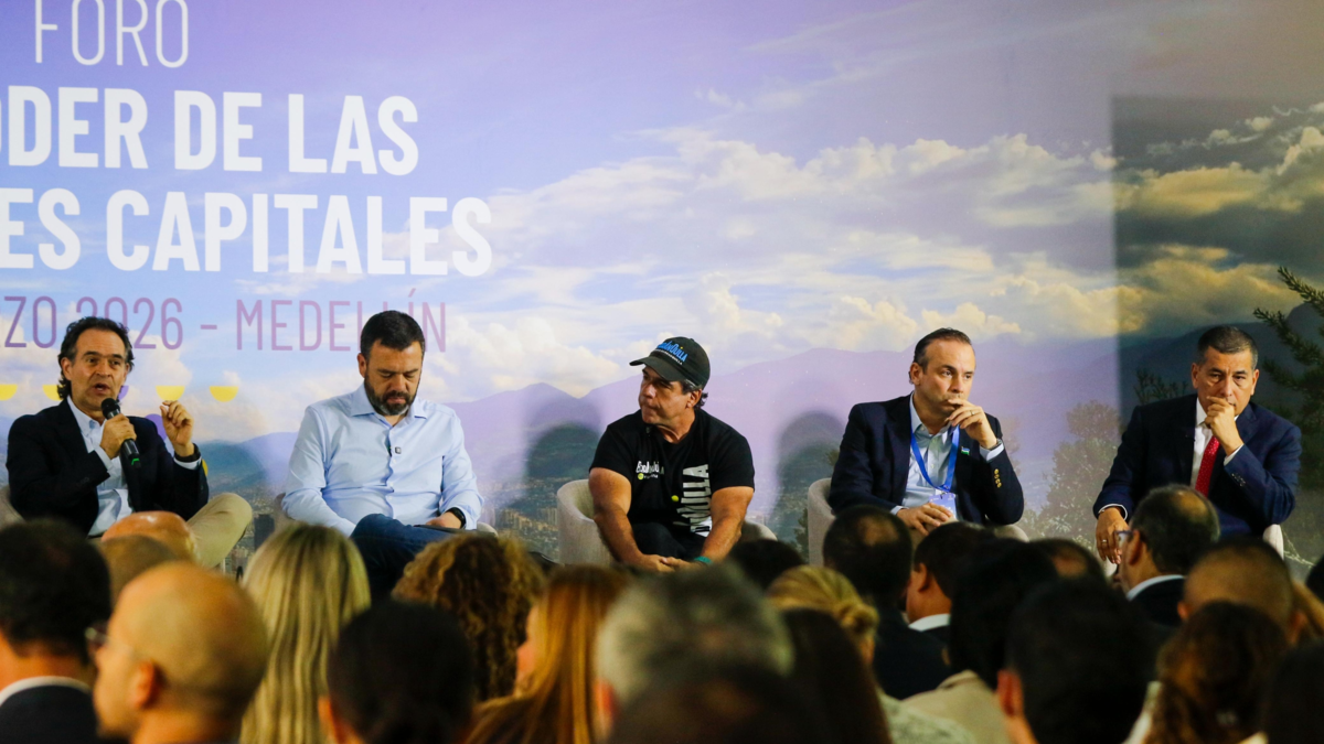 los alcaldes de Medellín, Bogotá, Barranquilla, Cali y Cartagena presentaron los mayores logros y desafíos de sus mandatos

 – Primer plano